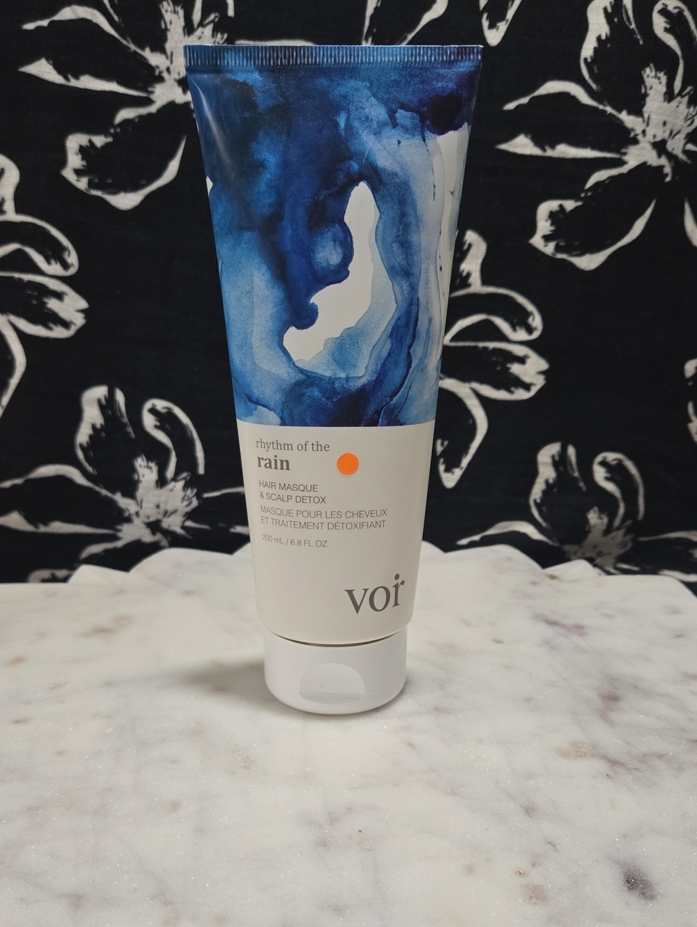 Vuori Blue and White Hair Masque